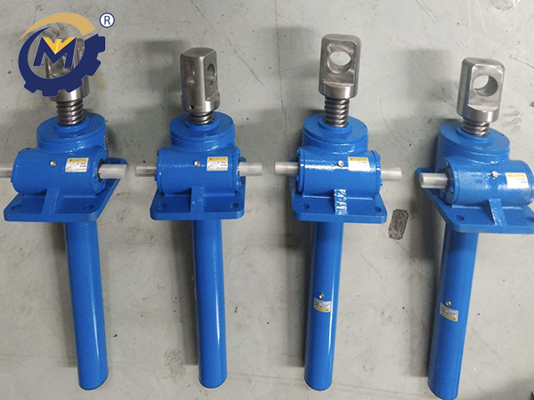 SWL螺桿升降機 SWL螺桿升降機